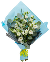 bouquet of white lisianthuses